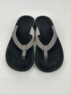 OluKai Sandals
